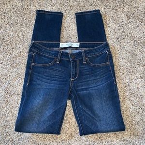 Abercrombie & Fitch 00R, 24W 29L, Reg-Dark Wash